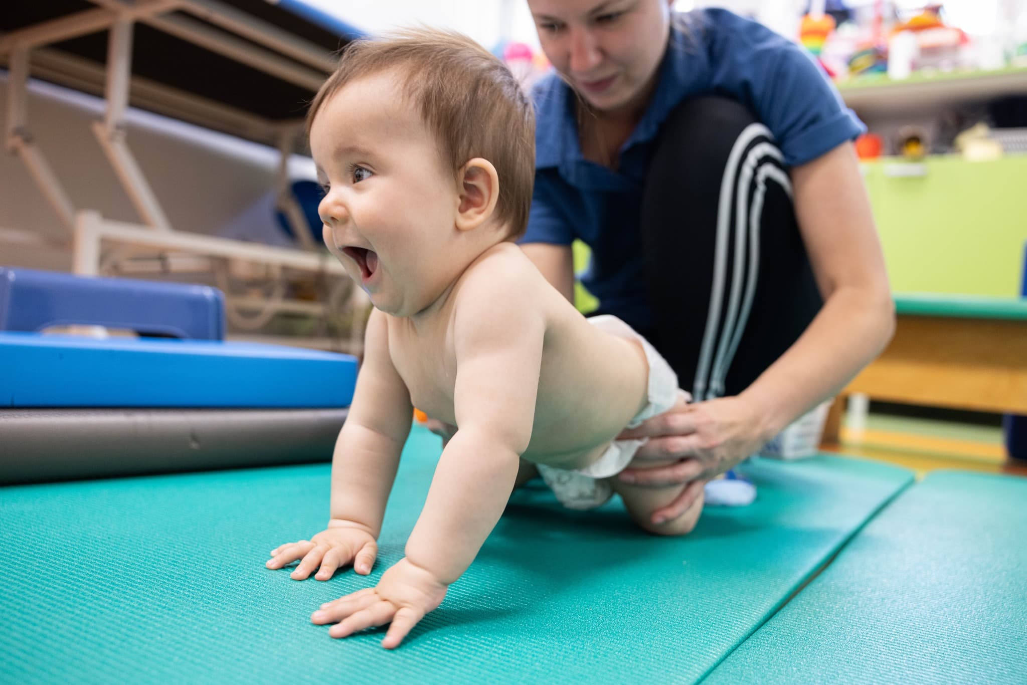 Fizjoterapia niemowląt Olinek Warszawa — zdjęcie z gabinetu A