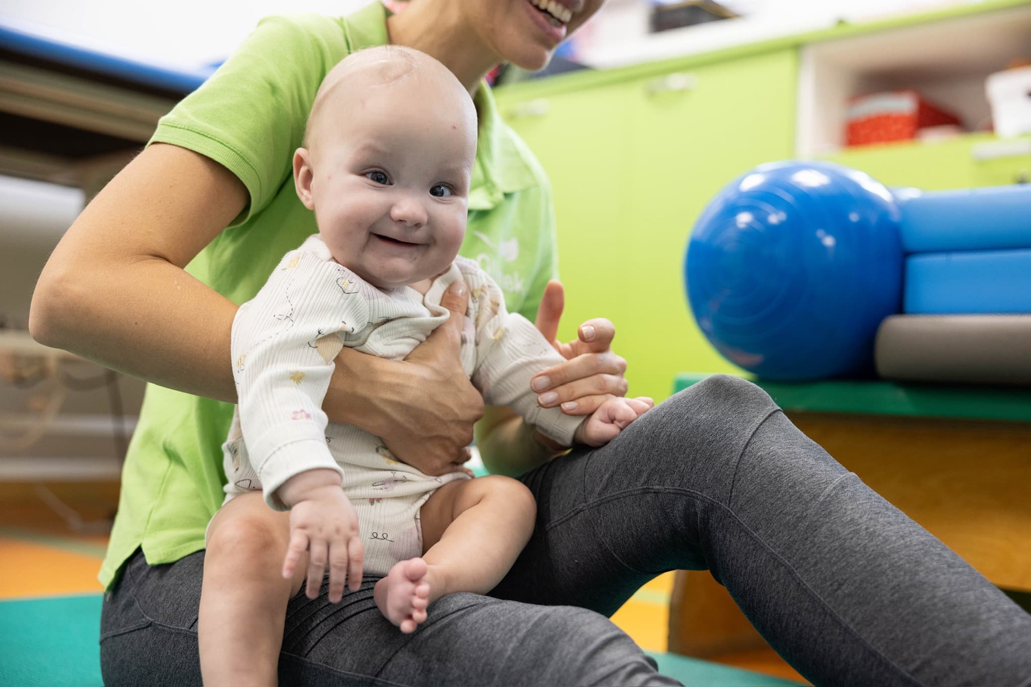 Fizjoterapia niemowląt Olinek Warszawa — zdjęcie z gabinetu B